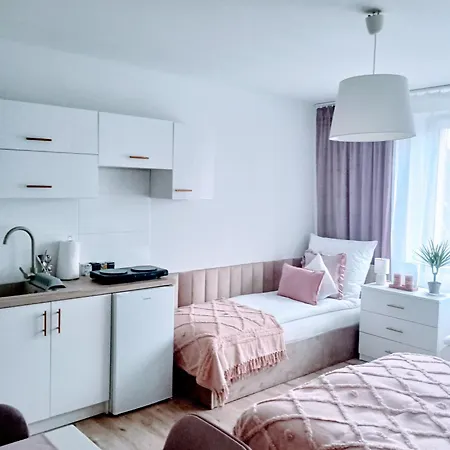 Δωμάτια σε οικογενειακή κατοικία Cztery Katy Zator Energylandia *